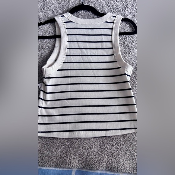 Old Navy Striped Sleeveless cropped Tank  Top - White and Black - Picture 5 of 9